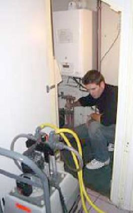 plombier chauffagiste Genay et environ pour un désebouage ou un dépannage de chaudière... 06 84 45 46 67